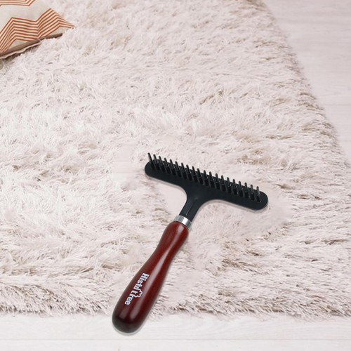 Carpet grooming rake - carpet,
