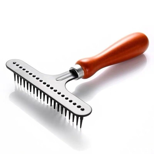 Wood carpet groomer rake - wood,